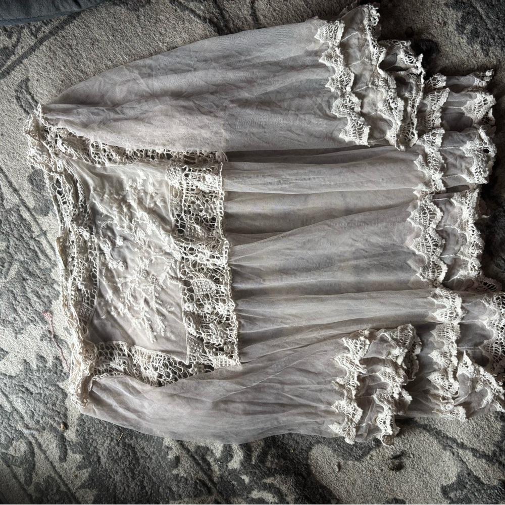 Elegant Cream Lace shirt